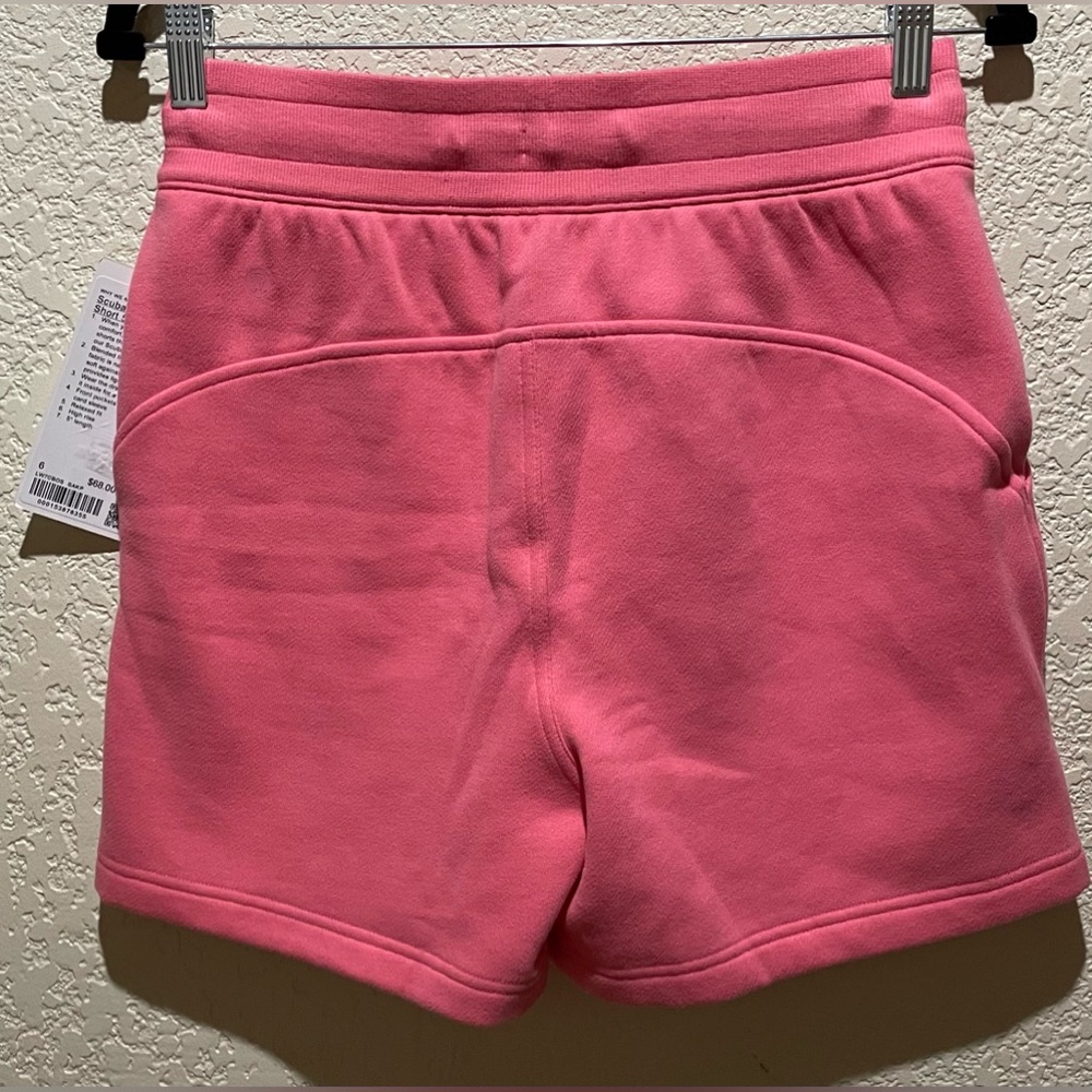 NEW Lululemon Scuba High Rise 5” Shorts Sakura Pink Size 8 with Pockets - Picture 8 of 9